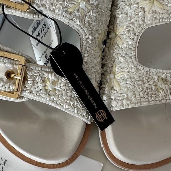 House of Harlow 1960 Gold Buckle White Sandals - Picture 5 of 6